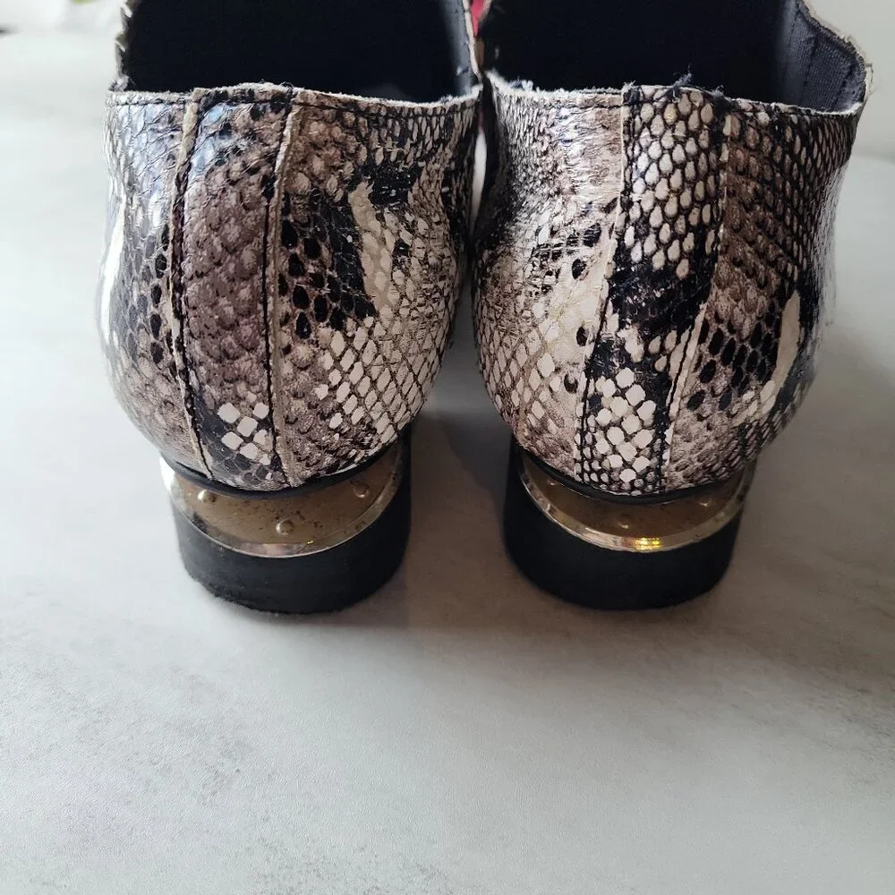 🔥Silent D Womens Python Snake Ivtay Boot Black & White Size 37 (6.5-7 us) - Picture 5 of 9